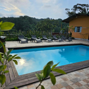 Piscina Aquecida 65km de São Paulo Capital Sitio Chacara Casa